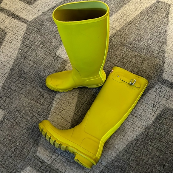 Hunter Rain Boots - Picture 3 of 5